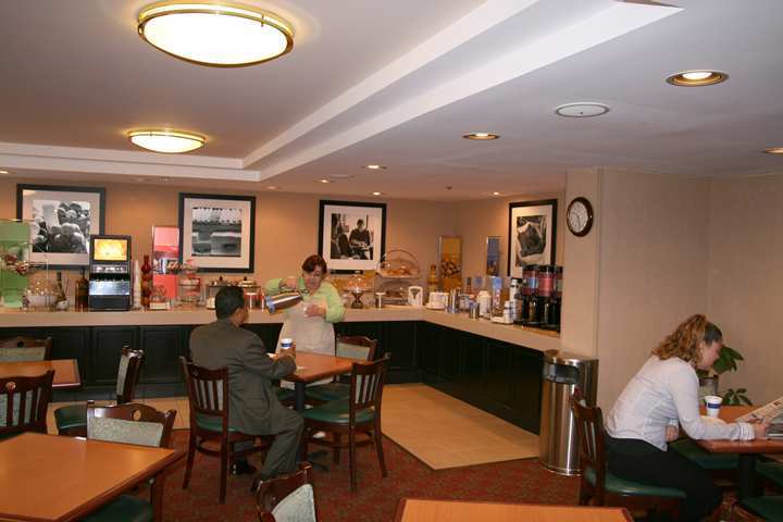 Holiday Inn Express Hartford South - Rocky Hill By Ihg Εστιατόριο φωτογραφία